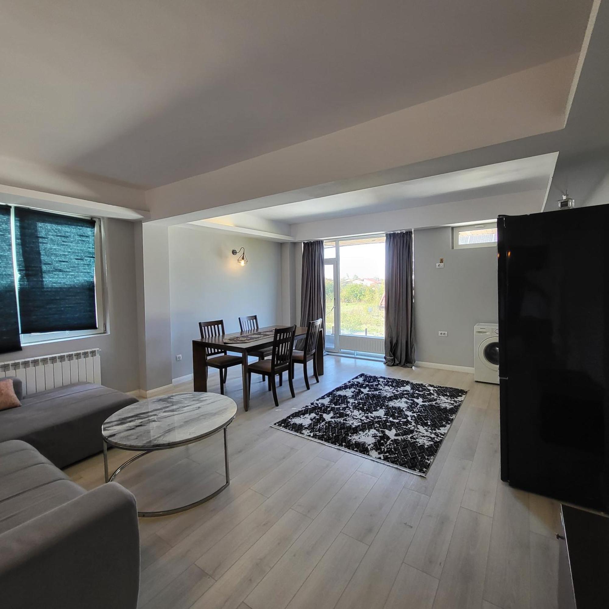 Crystal Apartment Бухарест Екстер'єр фото